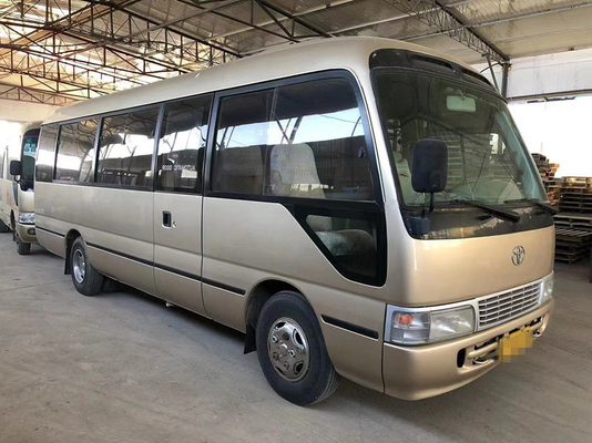 30 مقعدًا مستعملة Toyota Coaster Bus Hiace Bus مع محرك ديزل