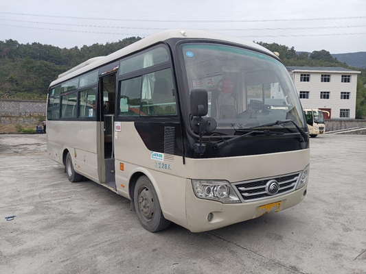 حافلة سياحية صغيرة تستخدم Yutong Bus ZK6729D 130hp باب قابل للطي 28 مقعدًا للتوجيه الأيسر