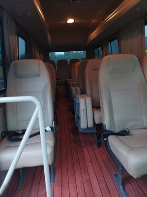 2017 سنة 23 Seater Iveco حافلة مستعملة مع مكيف هواء بمقعد جلدي في حالة جيدة