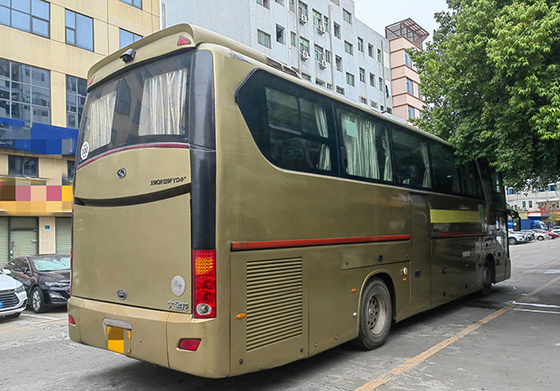 تستخدم المواصلات العامة 132KW حافلة المدينة للسفر مستعملة 55 مقعدًا