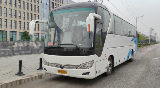 Lhd حافلة سياحية مستعملة 54 مقعدًا حافلة ركاب بحالة جيدة حافلة مطار دولية مستعملة