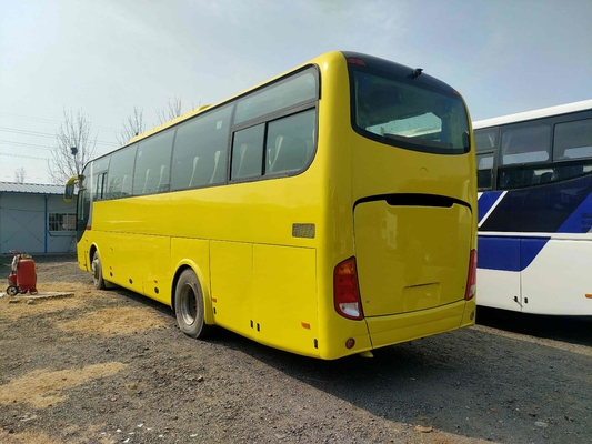 تستخدم حافلة مكوكية Yutong ZK6110 ذات المحرك الخلفي 49 مقعدًا ببابين وسادة هوائية للتعليق