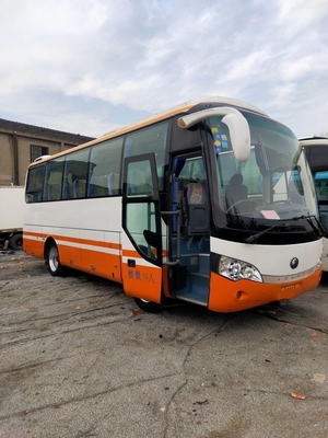 تستخدم حافلة Yutong Bus ZK6808HAA 33 مقعدًا Yuchai Engine Air Conditioner