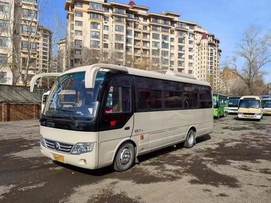 تستخدم حافلة الركاب الأمامية Yuchai Engine 2017 سنة مستعملة Yutong حافلة انزلاق النوافذ 27 مقعدًا