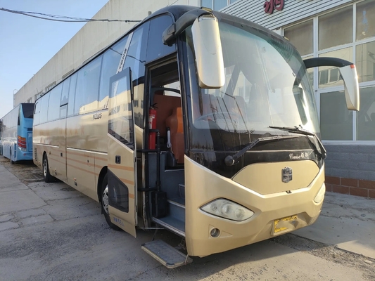 حافلة سفر مستعملة Yuchai Engine أبواب مزدوجة 53 مقعدًا 12 مترًا مستعملة Zhongtong Bus LCK6125