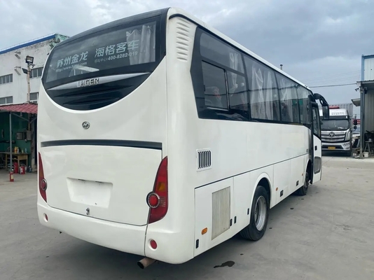 حافلة ركاب مستعملة 30 مقعدًا نافذة مانعة للتسرب Yuchai Engine 2 + 2 مقاعد تخطيط AC مستعمل Higer KLQ6755