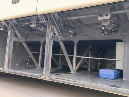 حافلات فاخرة مستعملة 47 مقعدًا مكيف هواء باب واحد مقصورة كبيرة للأمتعة Golden Dragon Bus XML6102