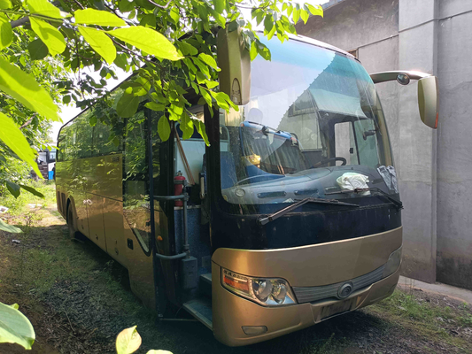 يونغ تونغ باص 51 مقعدًا ذهبي اللون ختم نافذة EURO III 10.5 متر محرك خلفي يستخدم Yutong Bus ZK6110