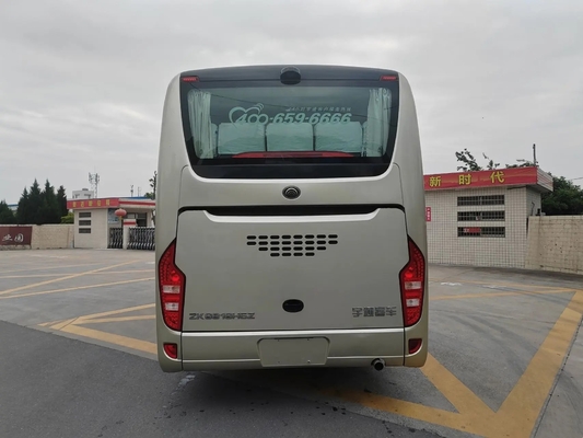 حافلات الركاب المستعملة 8 أمتار ناقل الحركة اليدوي Young Tong Bus ZK6816 محرك نادر 32 مقعدًا مكيف الهواء