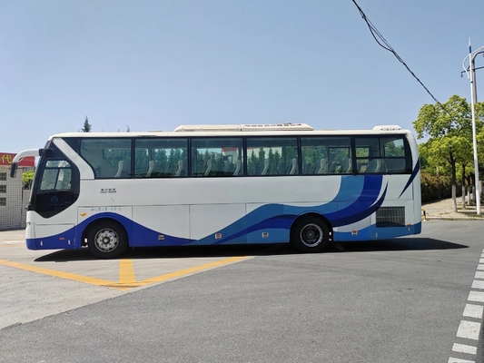 تستخدم حافلة السفر بمحرك نادر 46 مقعدًا مع نافذة مانعة للتسرب مع حجرة الأمتعة A / C Golden Dragon Bus XML6103