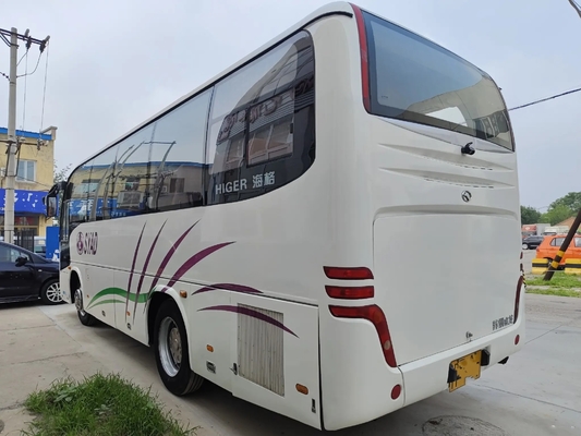 حافلة تجارية مستعملة محرك Yuchai 200hp رف أمتعة 37 مقعدًا أبيض اللون محرك اليد اليسرى Higer Bus KLQ6856