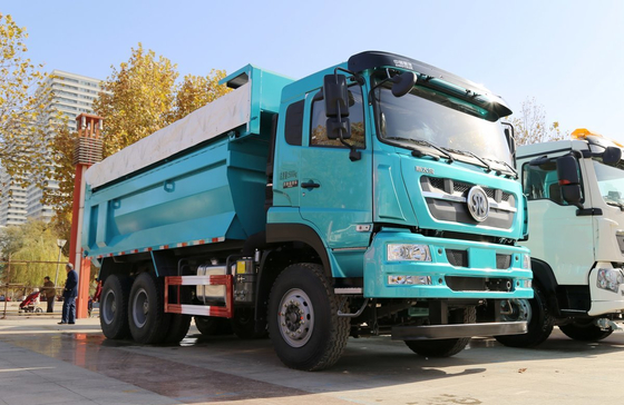 شاحنة التعدين الصينية 380 حصان في خط ستة أسطوانات 8.7 متر طول 6 * 4 ستير D78 LHD / RHD