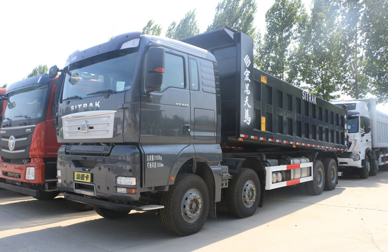 شاحنة الصينية للطاقة SITRAK G7H اللون الأسود تحميل 30 طن النقل على الطريق