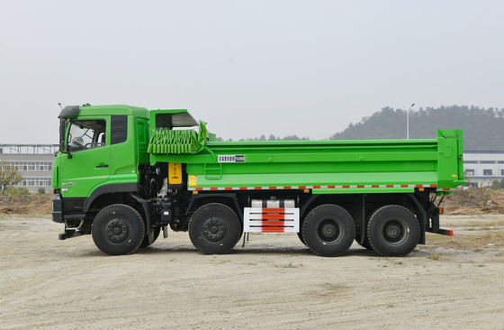 شاحنة دونفينغ مستعملة شاحنة تينلونغ 8 * 4 ثقيلة 350 حصان شاحنة طرد 5.6 متر صندوق
