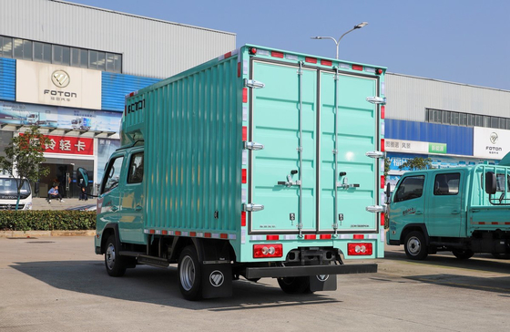 شاحنات شحن خفيفة مستعملة 2.7 متر صندوق حاويات 2 + 3 مقاعد مقصورة مزدوجة العلامة التجارية الصينية فوتون