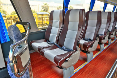 2011 السنة: 48 مقعدًا مستعملة لمستخدمي سيارات الركوب Golden Dragon Brand 300HP Power