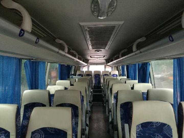 2013 سنة 36 مقعد مستعملة حافلة سياحية ماركة Kinglong مع محرك الديزل Cummins