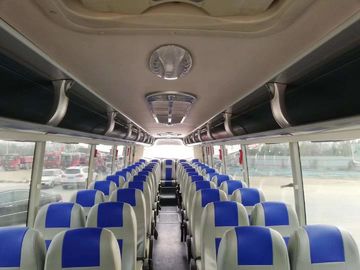 YC6L330-20 مستعملة حافلة سياحية Yutong 2011 سنة 55 مقعدًا 6 أسطوانات محرك ZK6127