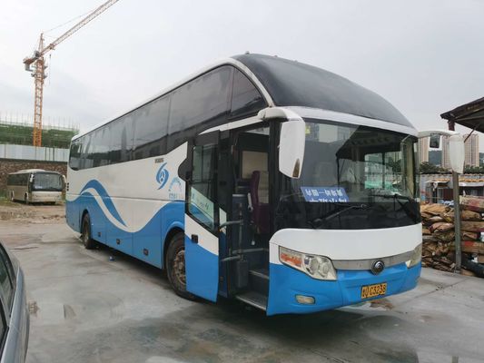 55 مقعدًا 6 إطارات 6050 مللي متر بقاعدة عجلات مستعملة حافلات Yutong محرك اليد اليسرى تعبئة عارية أبواب مزدوجة مع ABS