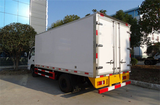 2 باب 100P 72kw ديزل 98 كم / ساعة شاحنة مبردة مواد طبية متعددة النماذج متعددة العلامات التجارية