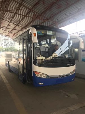 Kinglong العلامة التجارية حافلة سياحية مستعملة Sencond حافلة يدوية XMQ6898 39 مقعدًا مع محرك خلفي AC اللون الأزرق والأبيض حالة جيدة