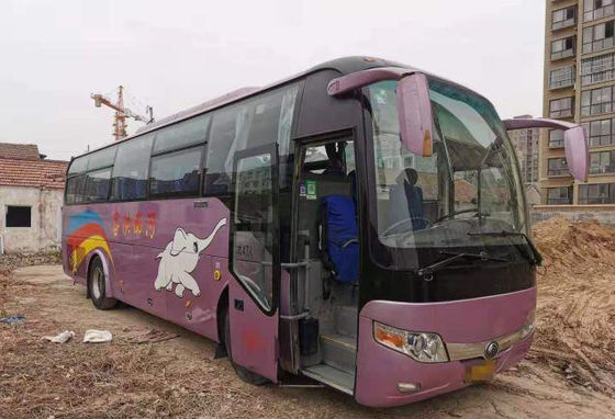 47 مقعدًا تستخدم Yutong ZK6107 Bus حافلة سياحية مستعملة 2013 سنة 100 كم / ساعة