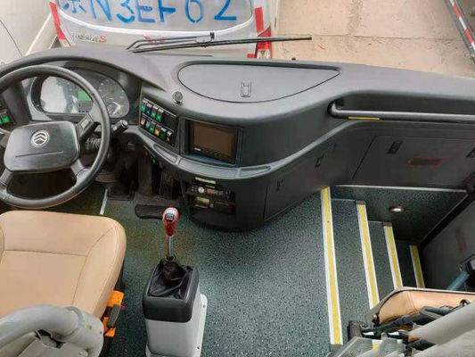 حافلة جولدن دراجون مستعملة XML6113J 51 مقعدًا من الصلب الشاسيه تستخدم حافلة سياحية Yuchai Engine 197kw Euro V