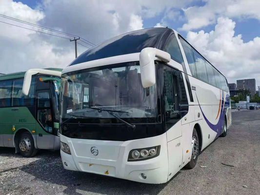 تستخدم Golden Dragon Bus XML6125 حافلة سياحية مستعملة 55 مقعدًا Yuchai Rear Engine 127kw Euro IV Double Doors