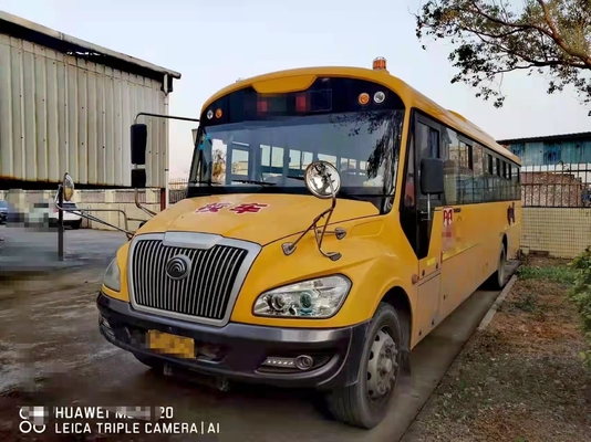 الحافلات المدرسية القديمة 50 مقعدًا تستخدم حافلة مدرسية Yuchai Engine Mini Coach Airbag