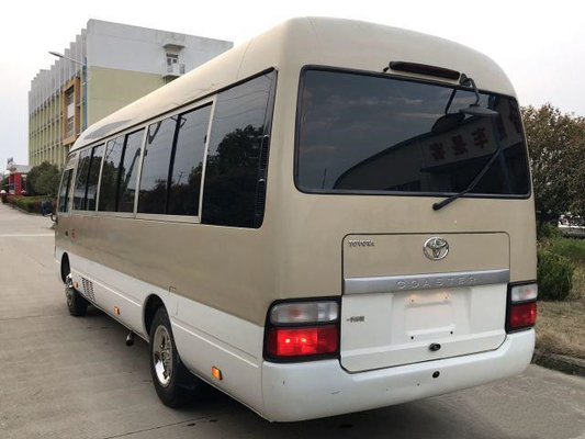 حافلة Toyota Coaster Bus 3TR التي تعمل بالبنزين مستعملة 23 مقعدًا في 2013 سنة الاستخدام