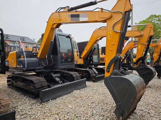جودة  Used tracked Excavator Chinese brand 8.24 tons in excellent condition  capacity 0.3m³ rated power 54.3kW for construction مصنع