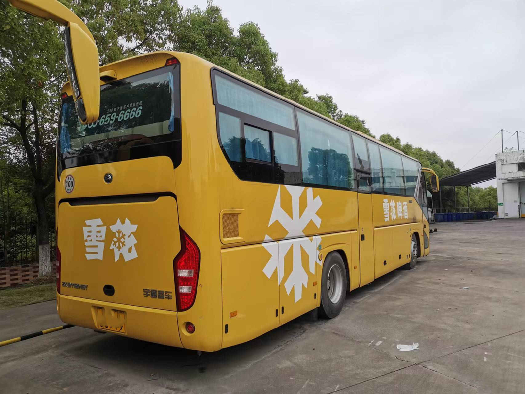 مقعد فاخر لكبار الشخصيات يستخدم حافلات Yutong ZK6119 Coach 46 مقعدًا Rhd محرك خلفي مزدوج الباب