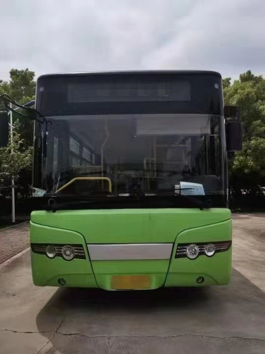 Zk6128 مدينة تستخدم Yutong Bus Right Hand Drive Coach Bus 60seats محرك ديزل لمشاهدة معالم المدينة