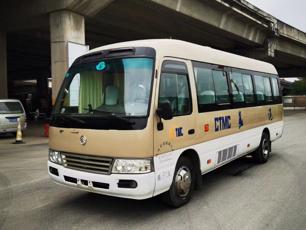 22 مقعدًا Golden Dragon تستخدم حافلة صغيرة حافلة صغيرة Yuchai 90kw 2015-2017 محرك ديزل