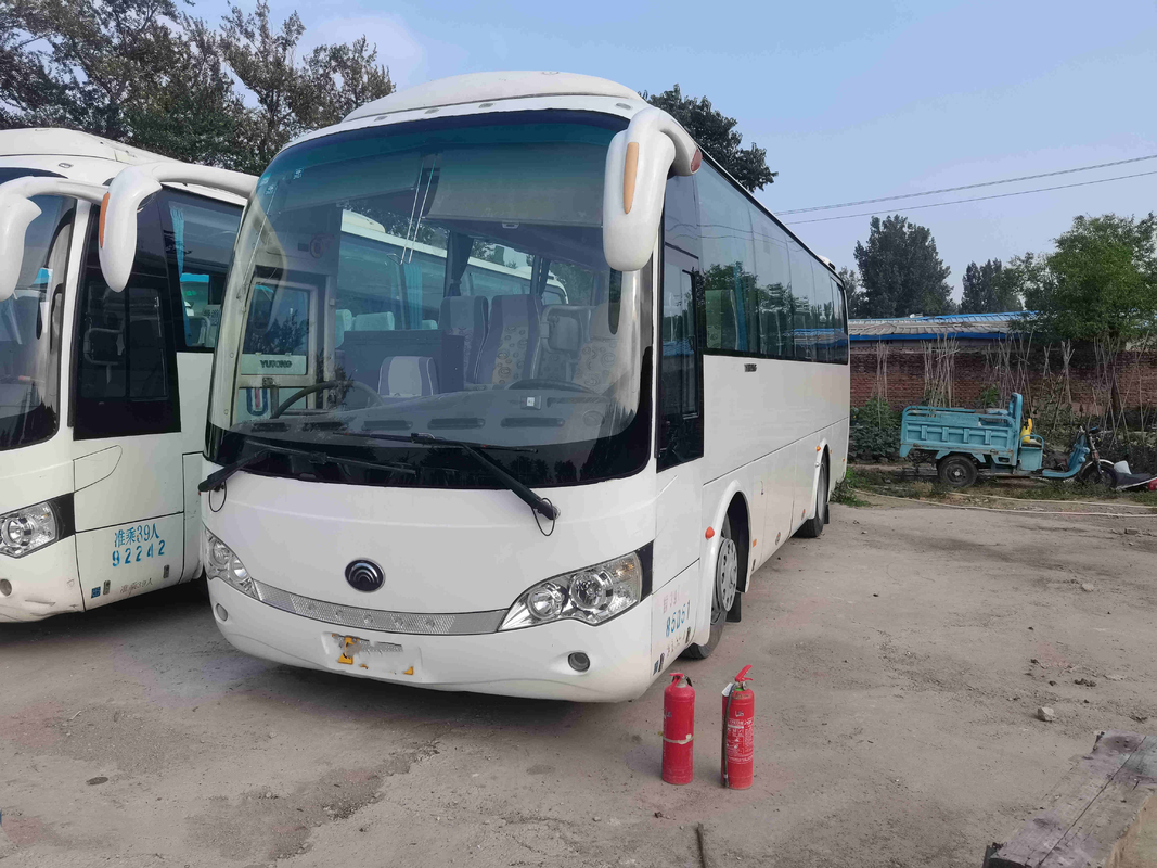 الصين Yutong حافلة سياحية مستعملة ZK6908 حافلة ركاب 39 مقعدًا 180kw Yuchai محرك لوحة تعليق زنبركي