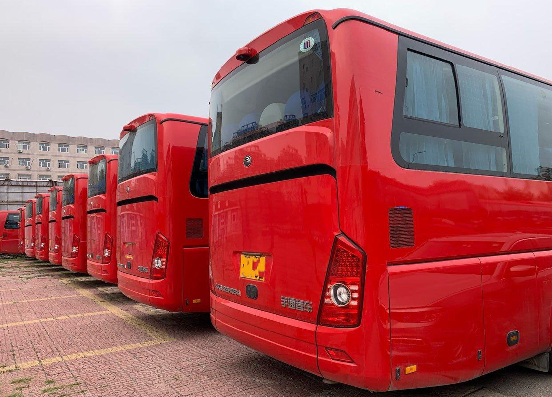 الصين العلامة التجارية المستخدمة Yutong Buses Coach ZK6122 WP10. محرك ديزل 2015-2019 2 + 2 تصميم 51 مقعدًا