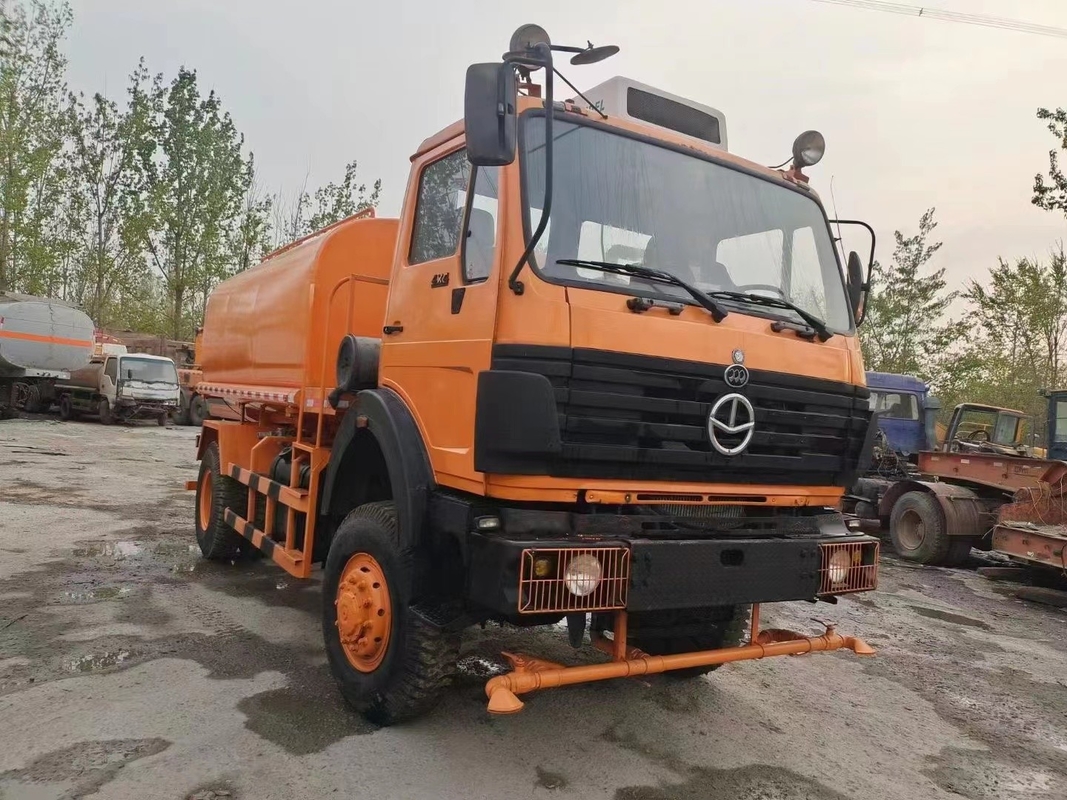 LHD 15 متر مكعب خزان المياه شاحنة الرش 290hp محرك كامل 4X4 قبالة الطريق رش المياه
