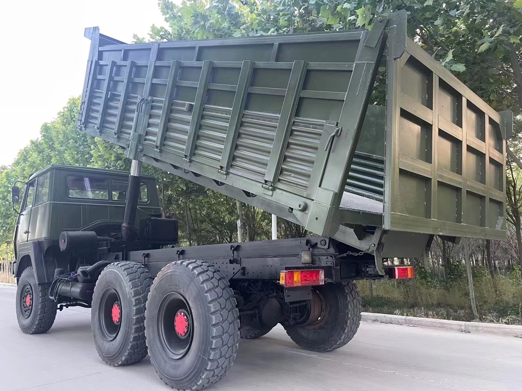 تستخدم 310hp قوية وقود الديزل الكامل محرك قلابة مع 3 أقفال تفاضلية 6 × 6 شاحنة قلابة