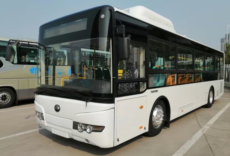 النقل CNG Coach يستخدم Yutong City Bus 40-100 شخصًا النقل لمسافات قصيرة ZK6106