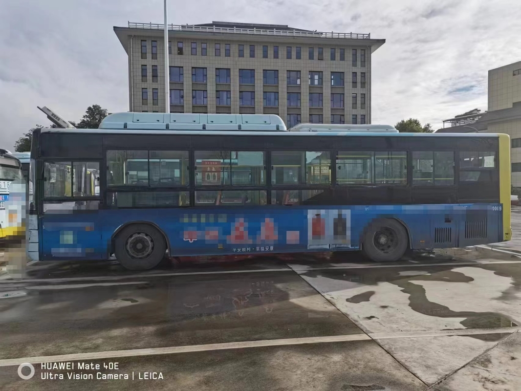 2014 سنة 26/82 مقاعد تستخدم Yutong City Bus Zk6105 للنقل العام بمحرك ديزل