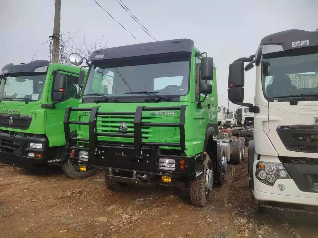 70-80 طنًا من شاحنات النقل المستخدمة شاحنات الشحن المستعملة على اليمين RHD ، تستخدم Sinotruck مستعملة تسجيل النقل