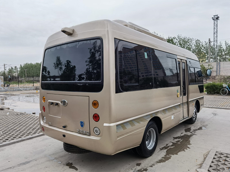2019 العام 19 مقاعد تستخدم Mudan Bus Euro 5 Emmision لاستخدام الشركة في حالة جيدة