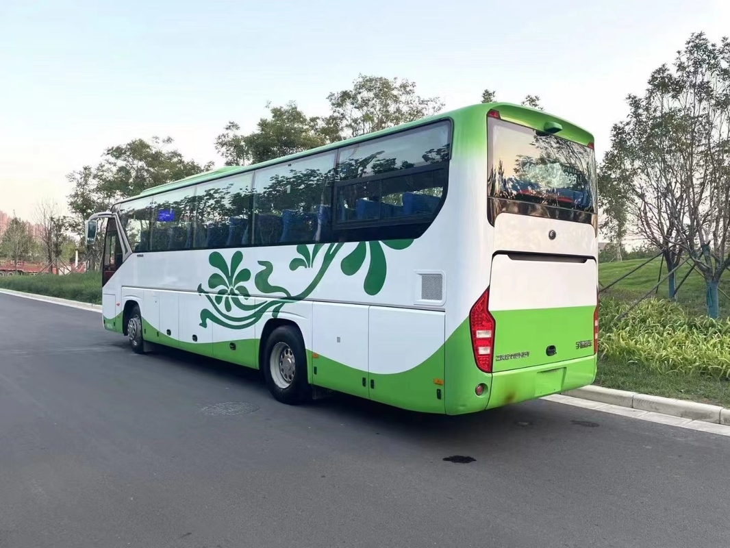 80 ٪ لوحة القيادة الجديدة للحافلة السياحية Yutong Bus Zk6119 تستخدم محرك ديزل 50 مقعدًا