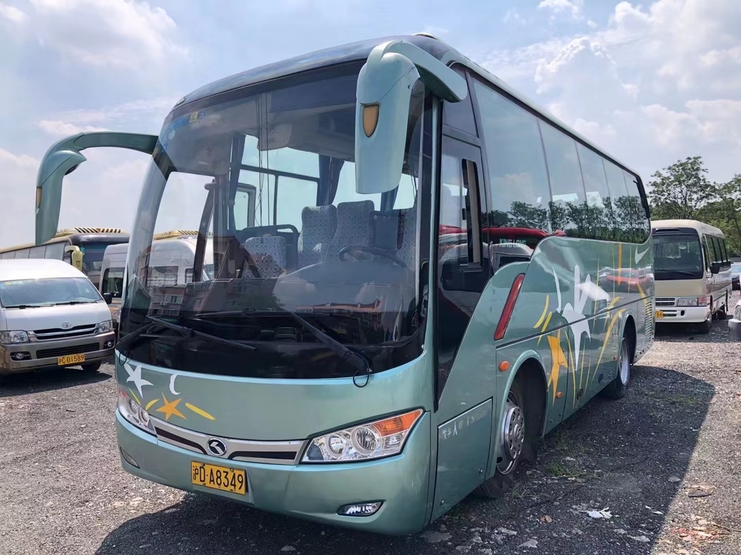 35 مقعدًا تستخدم Kinglong XMQ6802 Bus LHD Steering للنقل في حالة جيدة