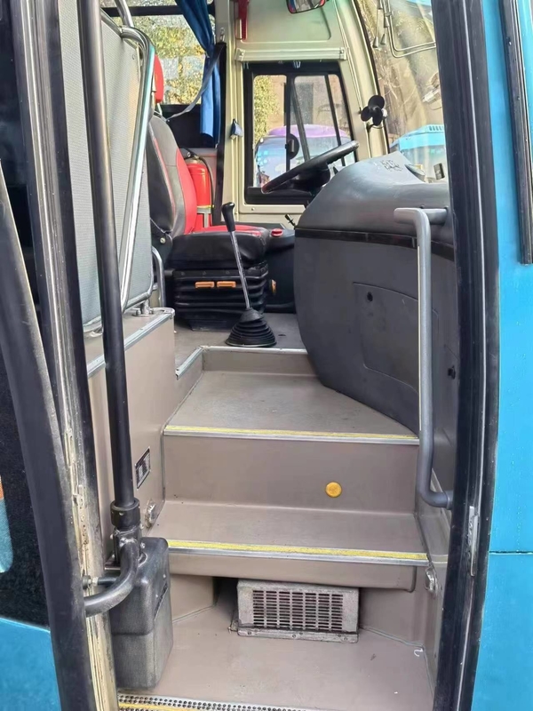 2017 سنة 34 مقاعد مستعملة Higer KLQ6796 Mini Bus LHD Steering Engine بدون حوادث