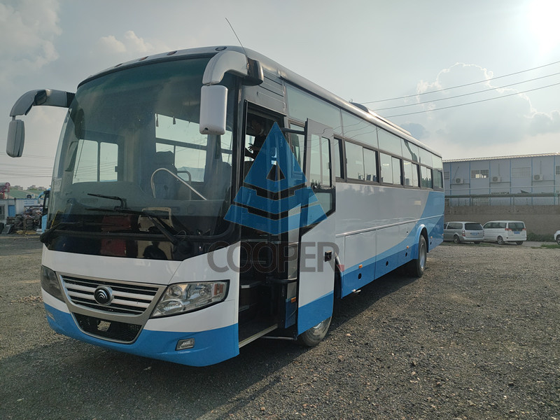 2014 سنة 53 مقعد Yutong حافلة مستعملة ZK6112D RHD Steering New Seat Air Conditioner