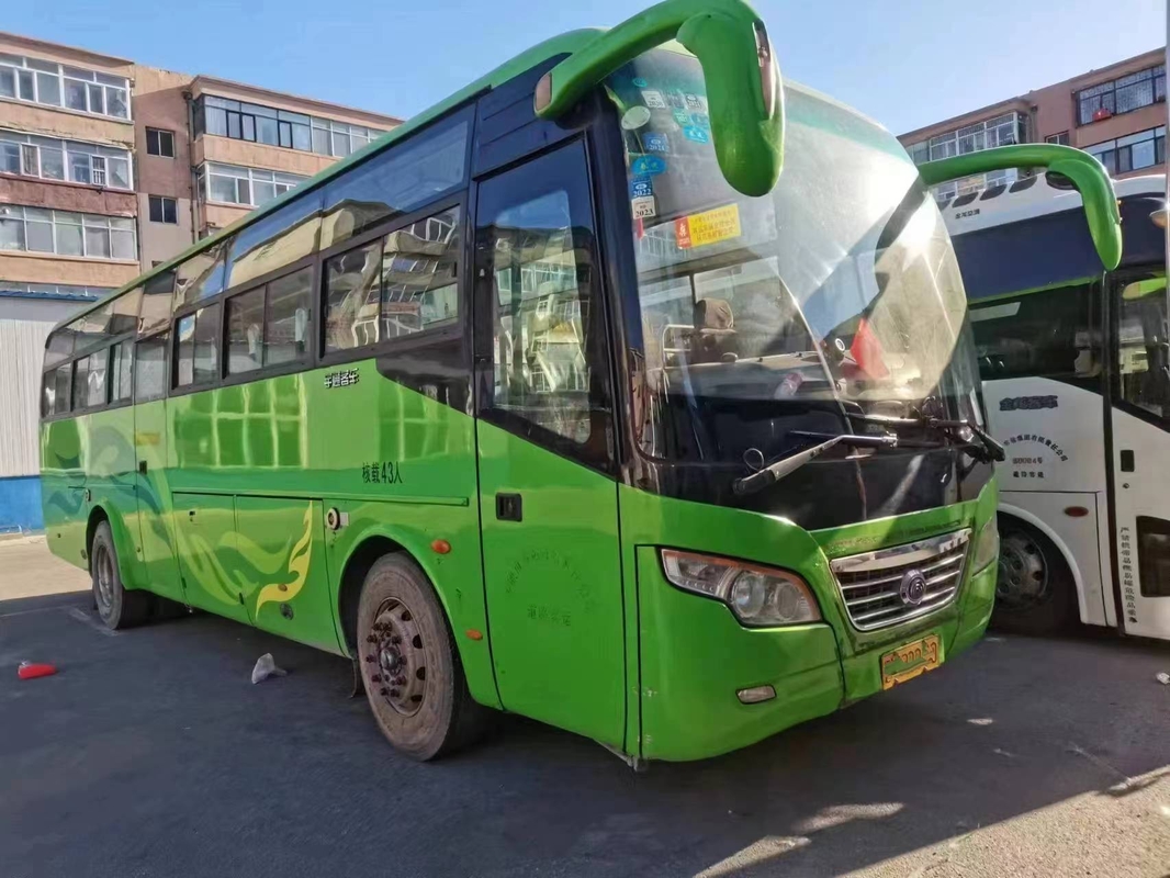 مستعملة ميني فان Yutong ZK6102D الحافلة ذات المحرك الأمامي 43 مقعدًا مزدوج الأبواب LHD / RHD