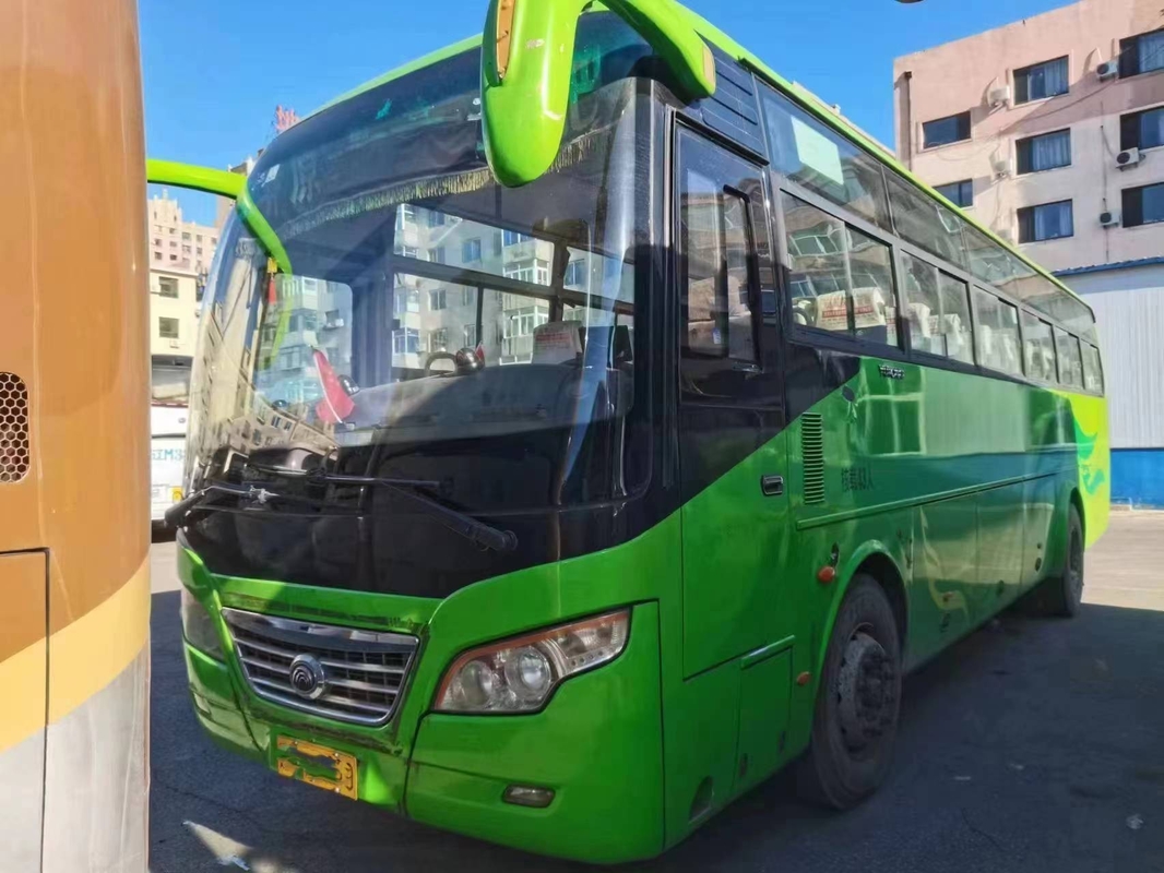 مستعملة ميني فان Yutong ZK6102D الحافلة ذات المحرك الأمامي 43 مقعدًا مزدوج الأبواب LHD / RHD