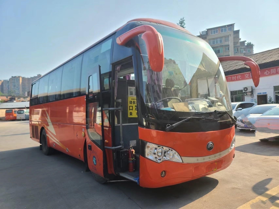 Zk6908 Yuchai Engine يستخدم Yutong Short Bus Air Bag Suspension 38 Seater Left Steering