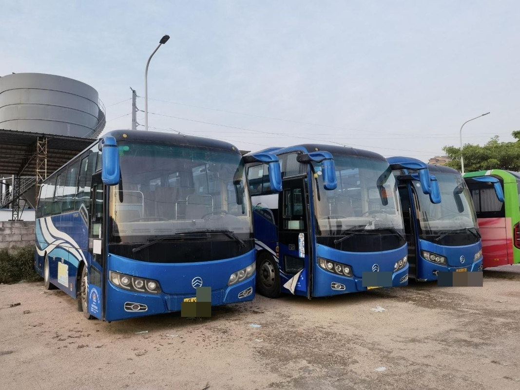 حافلة سياحية فاخرة مستعملة Kinglong Bus مستعملة Rhd Lhd ديزل Euro 3 Bus للبيع